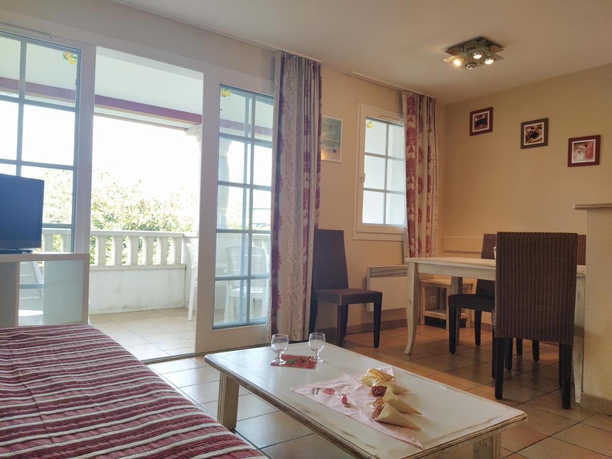Hasparren-121 T2 Terrasse Et Piscine Urrugne Kültér fotó